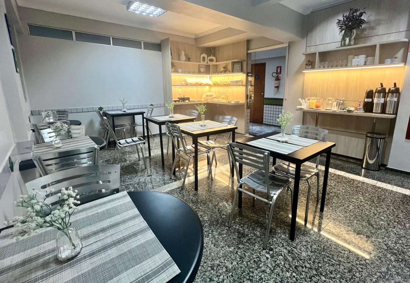 Hotel Buriti Stop (Adults Only) Goiânia Exteriör bild